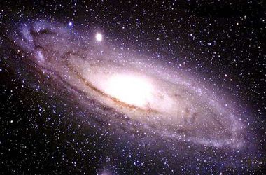 Ученые обнаружили самую яркую галактику во Вселенной