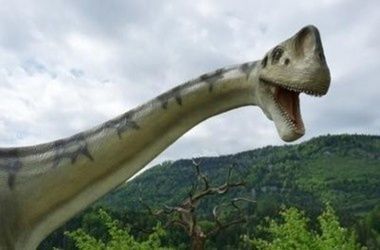 Археологи нашли змею, питавшуюся динозаврами