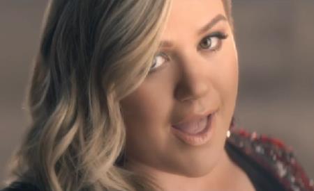 Kelly Clarkson - Invincible (2015) HDTVRip