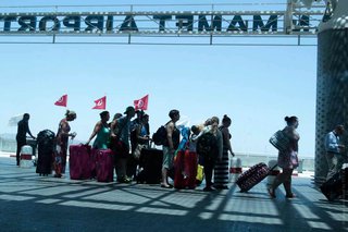 Европейские туроператоры начали массовую эвакуацию из Туниса