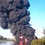 В столице России на Москве-реке горит нефтепровод