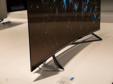 Panasonic показал первый в мире THX OLED-телевизор